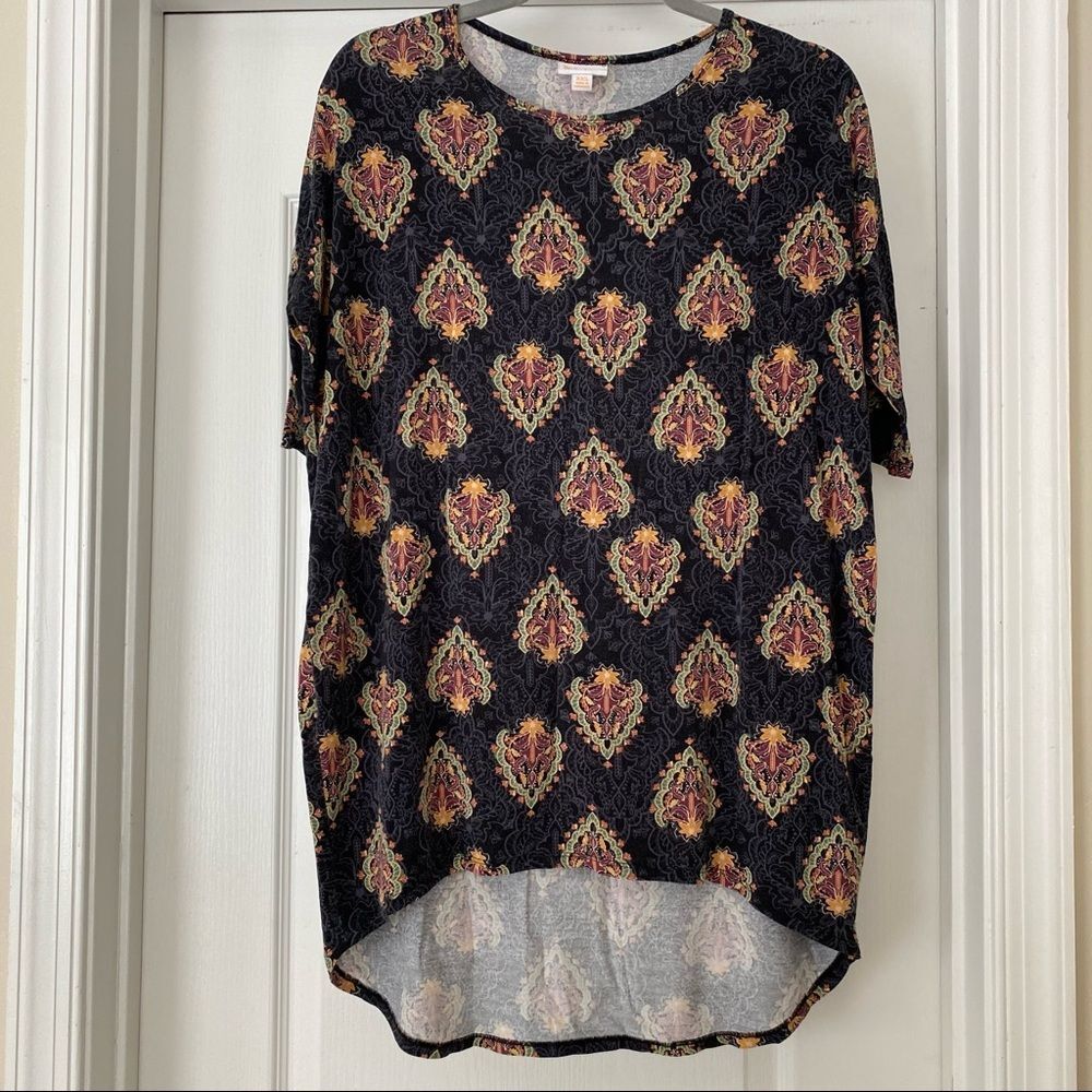 LuLaRoe Black and grey Damask Irma EUC stretchy XXS